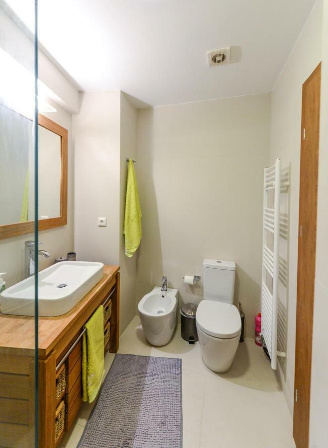 Spacious Fully Equipped 3Bd 2Bath Apt In The Heart Of City With Balconies Ac And Fast Wifi #2 Heraklion  Exterior photo
